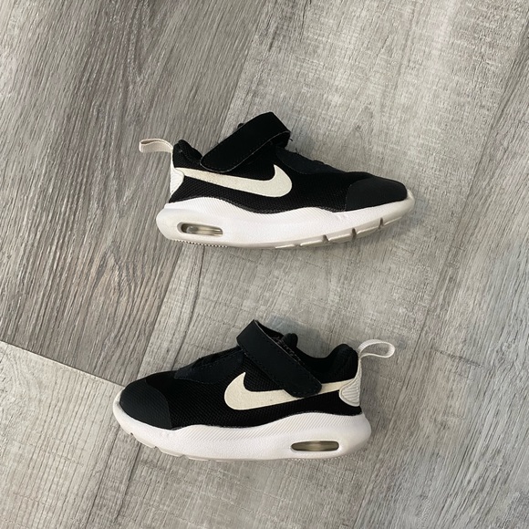 Nike Toddler shoes - Picture 2 of 6